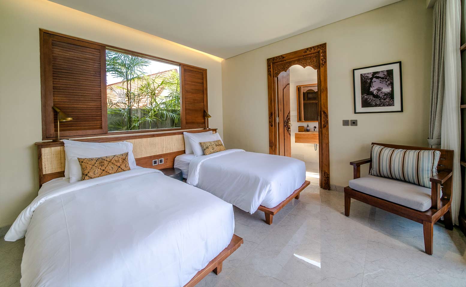 Villa Uma Berawa - twin beds bedrooms